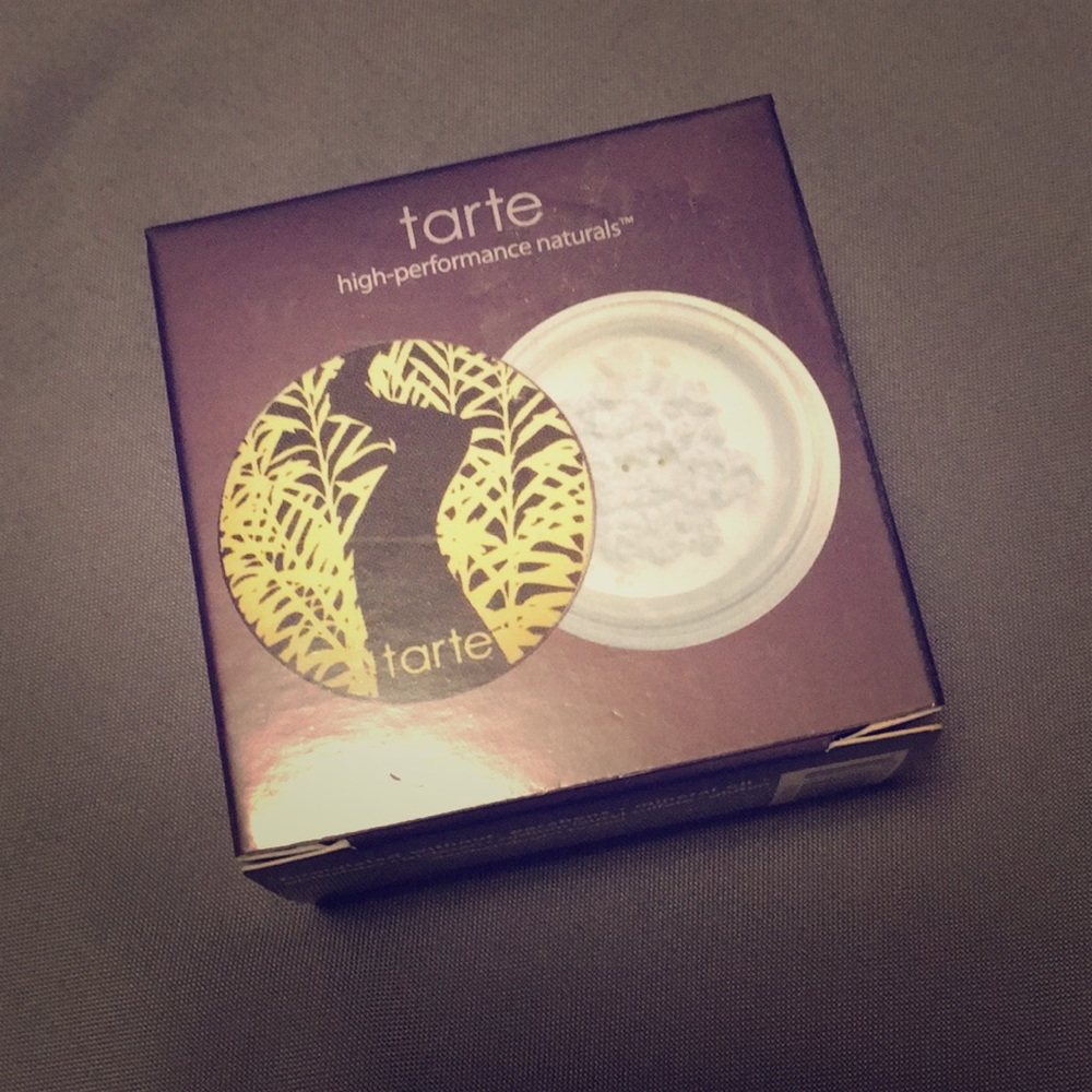 NEW! Tarte Smooth Operator Finishing Powder